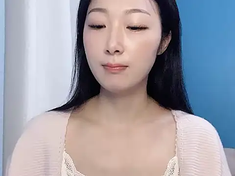 Snapshot of ella55-- chatting on 11-12-25, 02:56 ella55-- online show from 11-12-25, 02:56