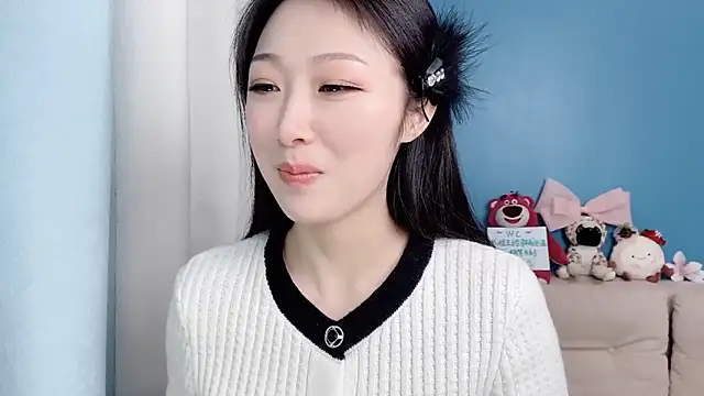 Snapshot of ella55-- chatting on 02-19-26, 06:53 ella55-- online show from 02-19-26, 06:53