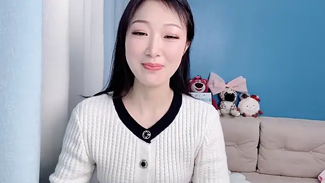 Snapshot of ella55-- chatting on 03-08-26, 02:04 ella55-- online show from 03-08-26, 02:04