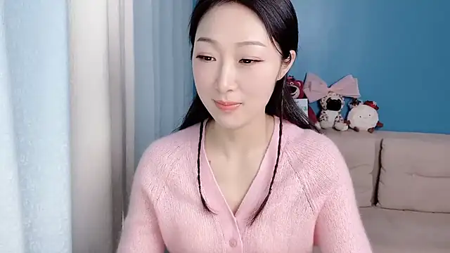 Snapshot of ella55-- chatting on 03-13-26, 01:34 ella55-- online show from 03-13-26, 01:34