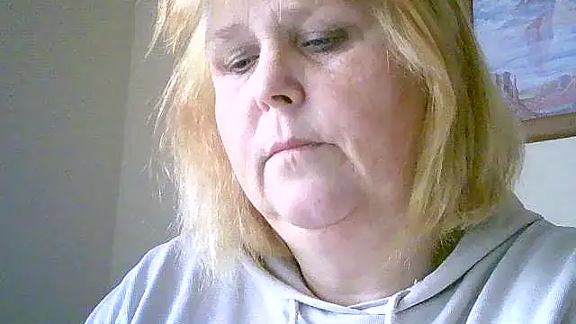 Snapshot of Sylviastar46 chatting on 11-14-25, 10:36 Sylviastar46 online show from 11-14-25, 10:36