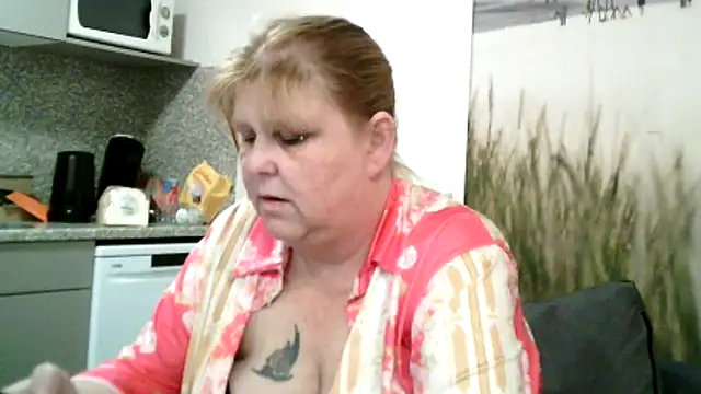 Sylviastar46 online show from 03-31-26, 07:47