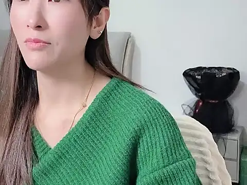 Doris-658 online show from 11-17-25, 05:24