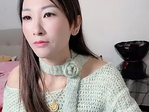 Doris-658 online show from 11-18-25, 01:33