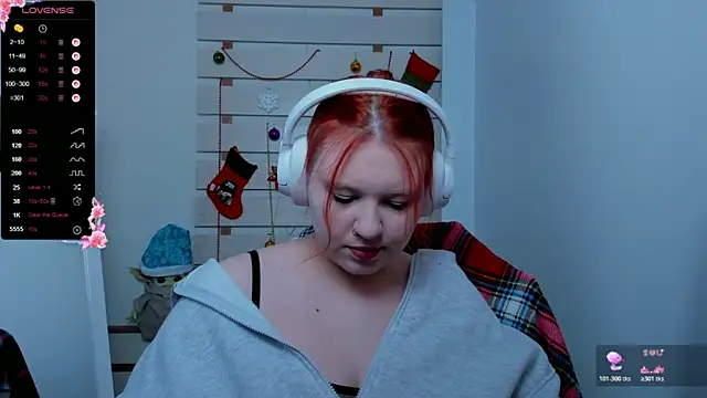 Snapshot of FoxPlayXX chatting on 01-11-26, 07:52 FoxPlayXX online show from 01-11-26, 07:52