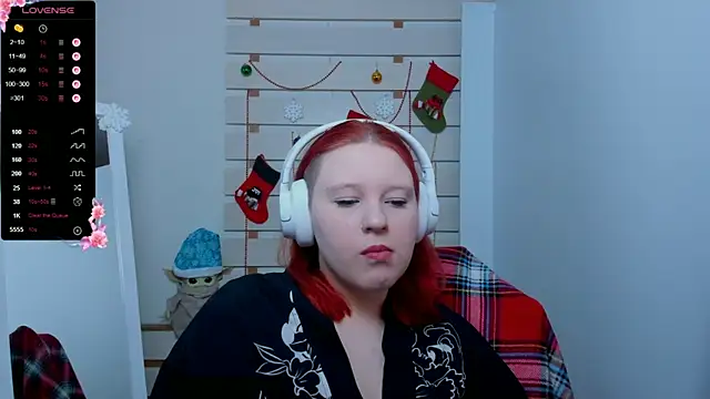 Snapshot of FoxPlayXX chatting on 01-12-26, 08:47 FoxPlayXX online show from 01-12-26, 08:47