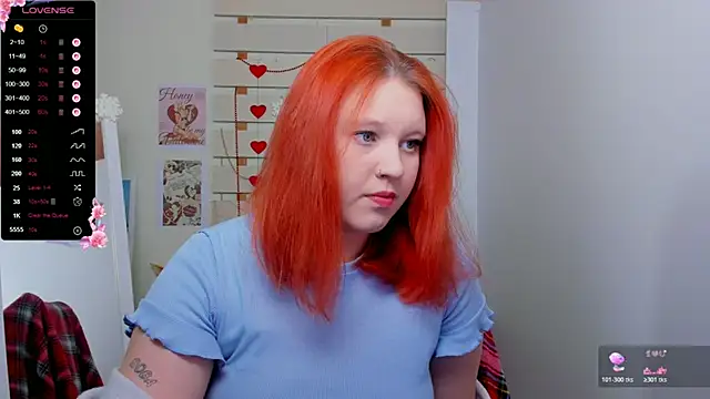 Snapshot of FoxPlayXX chatting on 02-07-26, 01:26 FoxPlayXX online show from 02-07-26, 01:26