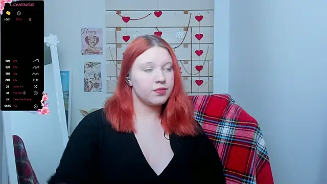 Snapshot of FoxPlayXX chatting on 02-12-26, 07:42 FoxPlayXX online show from 02-12-26, 07:42