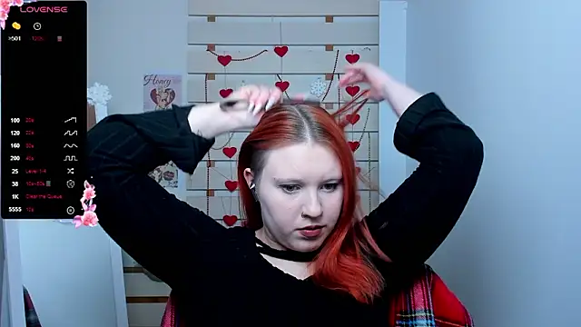 Snapshot of FoxPlayXX chatting on 02-17-26, 09:10 FoxPlayXX online show from 02-17-26, 09:10