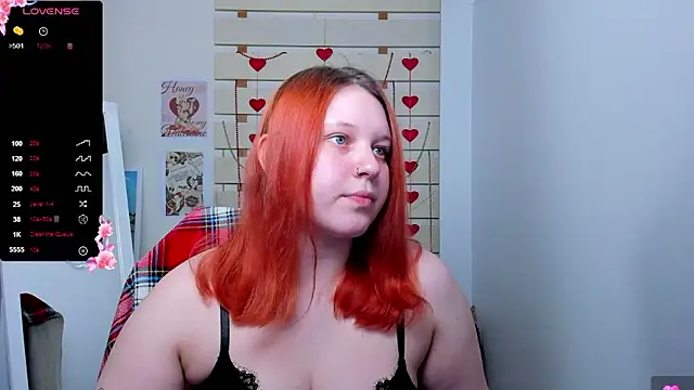 Snapshot of FoxPlayXX chatting on 03-16-26, 01:48 FoxPlayXX online show from 03-16-26, 01:48