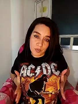 alanna sweett00 online show from 11-14-25, 04:49