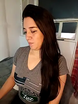 alanna sweett00 online show from 12-04-25, 01:53