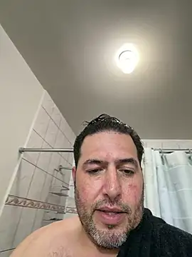 Snapshot of ezrah23 chatting on 01-16-26, 11:09 ezrah23 online show from 01-16-26, 11:09