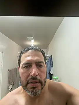 Snapshot of ezrah23 chatting on 03-13-26, 06:36 ezrah23 online show from 03-13-26, 06:36