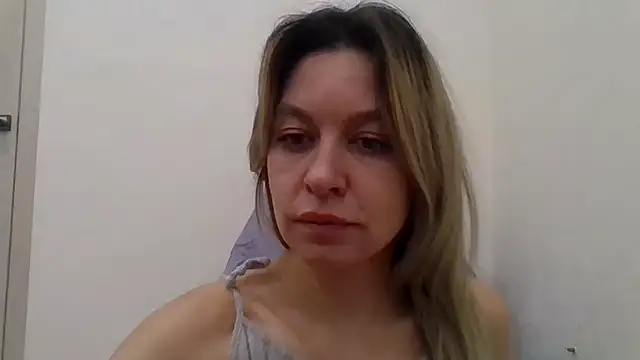 Little Milf 5 online show from 11-19-25, 03:34