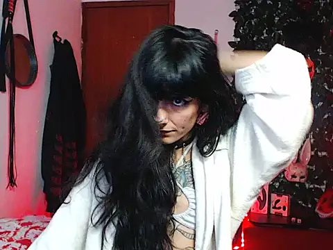 Snapshot of CarrieBurton chatting on 11-02-25, 03:25 CarrieBurton online show from 11-02-25, 03:25