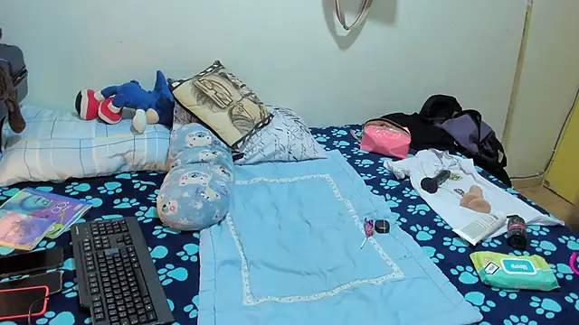 Jiah Park online show from 04-30-26, 01:34