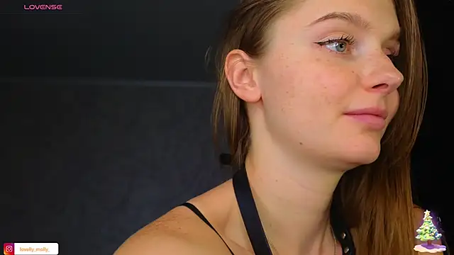 Snapshot of Lovelly_molly1 chatting on 01-09-26, 05:48 Lovelly molly1 online show from 01-09-26, 05:48