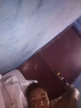 Reina rouse online show from 11-11-25, 05:57