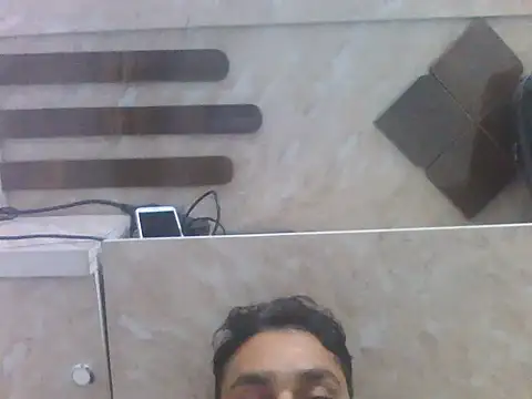 Snapshot of keshav08851 chatting on 11-08-25, 04:29 keshav08851 online show from 11-08-25, 04:29