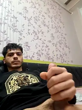 Snapshot of ZAminn6789 chatting on 12-21-25, 11:34 ZAminn6789 online show from 12-21-25, 11:34