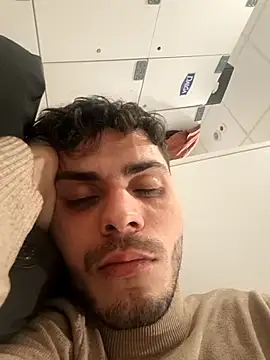 Snapshot of ZAminn6789 chatting on 01-08-26, 12:18 ZAminn6789 online show from 01-08-26, 12:18