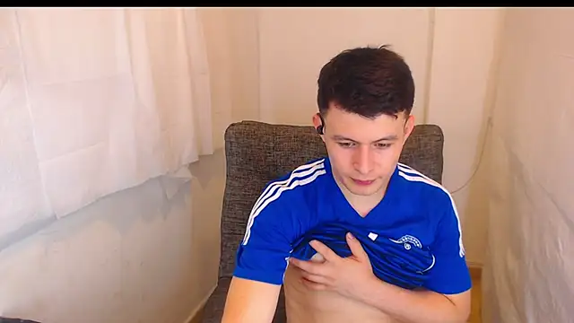 Snapshot of MARCUS_FIRE chatting on 01-12-26, 03:23 MARCUS FIRE online show from 01-12-26, 03:23