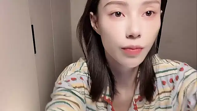 yuyu-33 online show from 11-29-25, 12:41