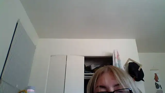 Snapshot of Fargo488 chatting on 10-30-25, 03:35 Fargo488 online show from 10-30-25, 03:35