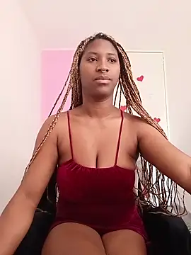 Snapshot of EvonyFoxxx chatting on 02-20-26, 03:45 EvonyFoxxx online show from 02-20-26, 03:45