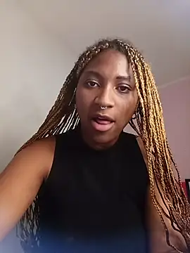 EvonyFoxxx online show from 07-13-26, 11:18