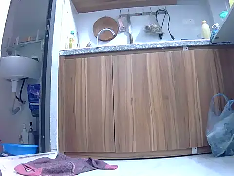 Drizzle-Rian online show from 11-27-25, 04:47