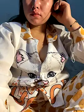 lylyyou online show from 12-03-25, 11:08