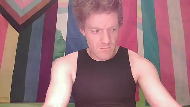 glamtransgoddess15 online show from 11-10-25, 10:53