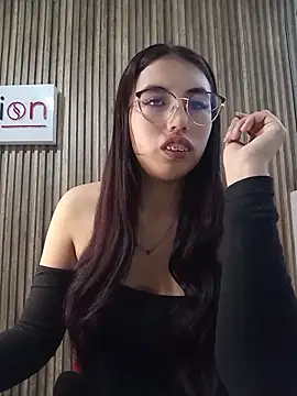 Valk submissive online show from 05-05-26, 04:42