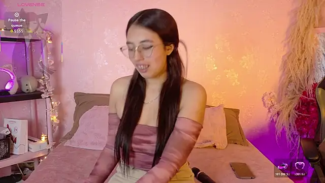 Valk submissive online show from 06-20-26, 04:04