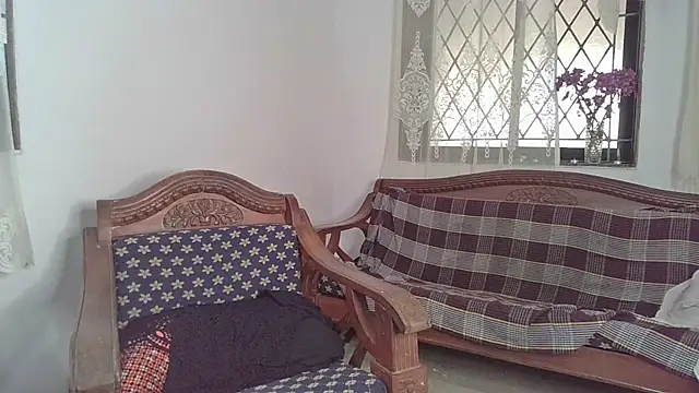 Snapshot of Alice_honey_ chatting on 02-16-26, 07:15 Alice honey online show from 02-16-26, 07:15