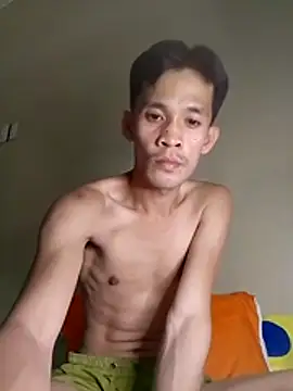 Snapshot of Hot-babyyboy30 chatting on 11-18-25, 01:33 Hot-babyyboy30 online show from 11-18-25, 01:33