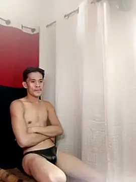 Snapshot of Hot-babyyboy30 chatting on 11-25-25, 02:33 Hot-babyyboy30 online show from 11-25-25, 02:33