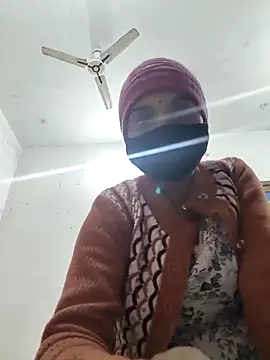 Cute Arushi online show from 12-22-25, 06:38