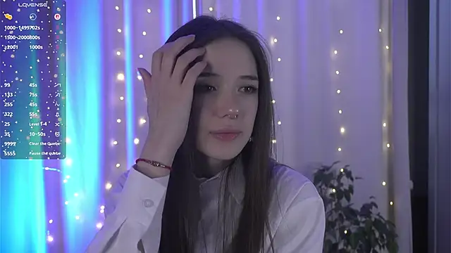 tinyanie online show from 01-12-26, 06:29