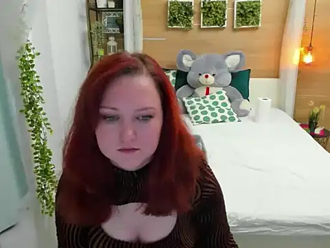 OhLadyPlease online show from 11-26-25, 08:04