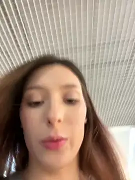 LilluKatten online show from 04-25-26, 01:41