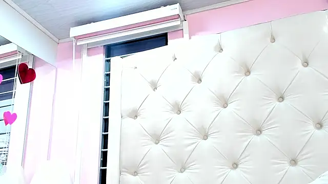 scarlett leblanc  online show from 07-28-26, 11:50