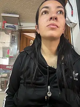 Salome Marck online show from 11-15-25, 02:13