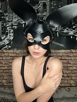 Snapshot of bunnyria1 chatting on 11-06-25, 02:18 bunnyria1 online show from 11-06-25, 02:18