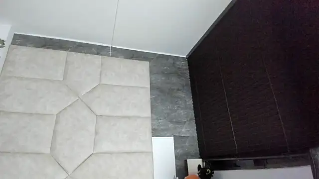 Snapshot of Liia_Leens chatting on 02-21-26, 02:56 Liia Leens online show from 02-21-26, 02:56