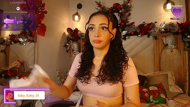 Snapshot of Kat_Saky chatting on 11-18-25, 11:37 Kat Saky online show from 11-18-25, 11:37