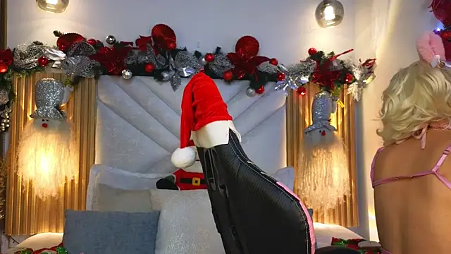 Snapshot of Kat_Saky chatting on 12-16-25, 12:26 Kat Saky online show from 12-16-25, 12:26