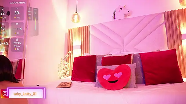 Snapshot of Kat_Saky chatting on 03-12-26, 11:33 Kat Saky online show from 03-12-26, 11:33